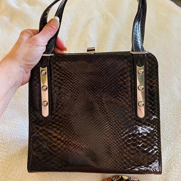 Genuine Leather Snake-Embossed with Silver Clasp closure. Made in France 🇫🇷 - Picture 10 of 12